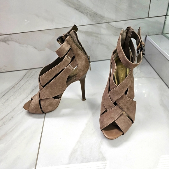 BCBGirls taupe suede heels - Picture 2 of 5